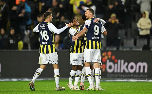 1705005055290.jpg Fenerbahçe bombaları tek tek patlatıyor! Dünya yıldızına kancayı taktı - 3