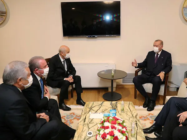 Son dakika: Başkan Recep Tayyip Erdoğan MHP lideri Devlet Bahçeli ile görüştü - 1