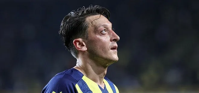 Fenerbahçe’ye Mesut Özil’den kötü haber! Olympiakos maçında oynama ihtimali...