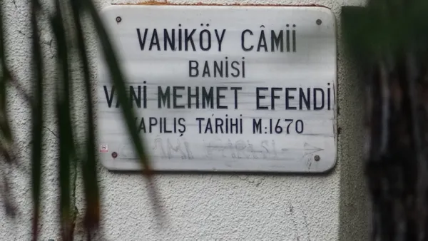 Vaniköy Camisi'ndeki yangına ilişkin soruşturma: Şüpheli bir durum tespit edilmesi halinde... - 2