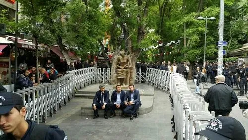 CHP'li ve HDP'li vekillerden DHKP-C'lilere destek - 3