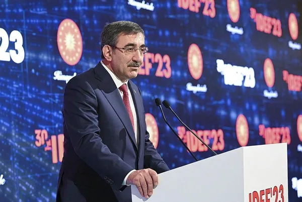 cumhurbaskani-yardimcisi-cevdet-yilmazdan-orta-vadeli-programla-ilgili-flas-aciklamalar-tarih-verildi-1691482194777.jpeg Cumhurbaşkanı Yardımcısı Cevdet Yılmaz'dan Orta Vadeli Program'la ilgili flaş açıklamalar! Tarih verildi - 2