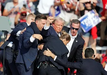 Donald Trump'tan suikast girişimi sonrası ilk röportaj! İşte Trump'ı kurtaran o an... | Ayakkabılarını neden istedi? Gizemi çözüldü