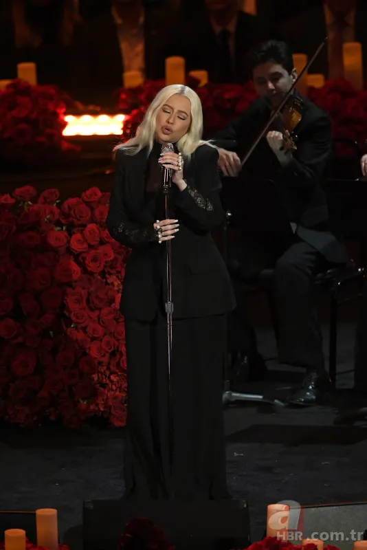 Michael Jordan Kobe Bryant'ın veda töreninde gözyaşlarını tutamadı 17