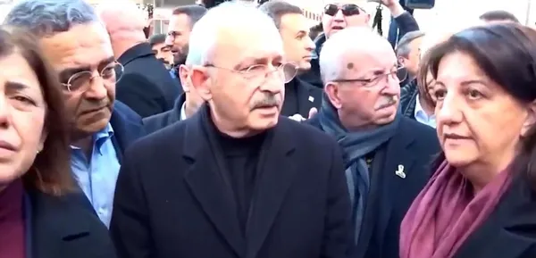 ugur-isilak-secim-paylasimi-safim-turkiye-oyum-erdogana-gozleri-dolduran-klip-1683977966117.jpeg Uğur Işılak'tan seçim paylaşımı: Safım Türkiye Oyum Erdoğan'a! Gözleri dolduran klip - 2