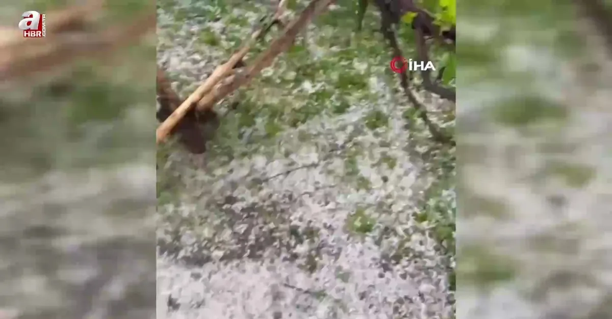 Yozgat’ı etkisi altına alan dolu bazı bölgeleri beyaza bürüdü
