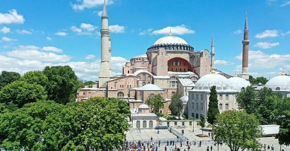Ayasofya ile ilgili bir açıklama da Almanya'dan: UNESCO'ya haber verilmeliydi
