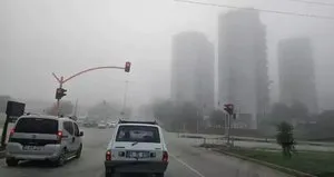 Adana’da sis etkili oldu