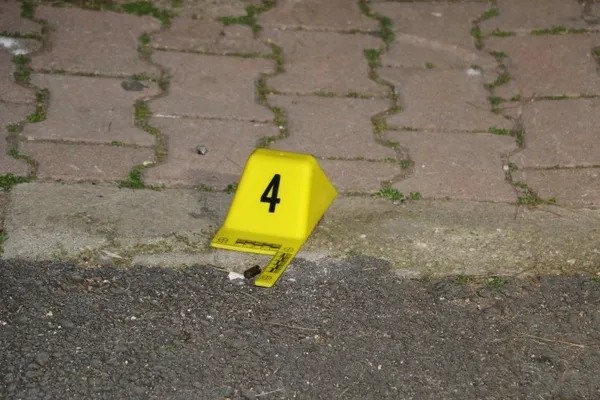 Kendisinden yardım isteyen evsiz genci silahla vurdu - 3