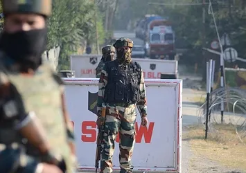 Hindistan’da bir araçta patlama! Çok sayıda ölü var