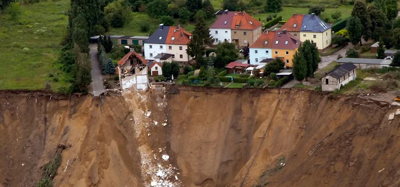 Kolombiya'da toprak kayması: 11 ölü