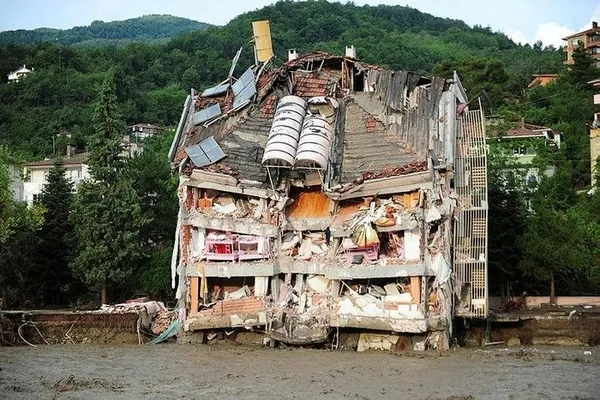 İklim değişikliğiyle "felaketler şiddetlenecek, sıklaşacak ve yaygınlaşacak" uyarısı - 5
