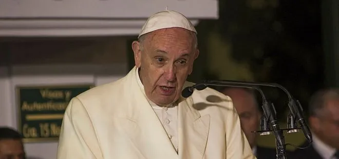 Papa Francis, iklim değişikliğini reddedenlere aptal dedi