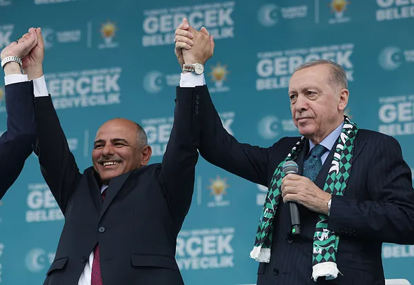 baskan-erdogandan-kocaelide-deprem-ve-kentsel-donusum-vurgusu-deprem-bir-beka-meselesi-bu-yuzden-kentsel-donus-1711637387279.jpg Başkan Erdoğan'dan Kocaeli'de deprem ve kentsel dönüşüm vurgusu: Deprem bir beka meselesi bu yüzden kentsel dönüşüm hızlanacak - 7