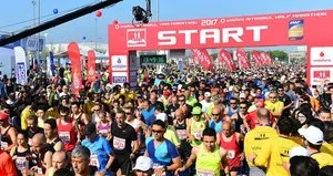 İstanbul Yarı Maratonu başladı