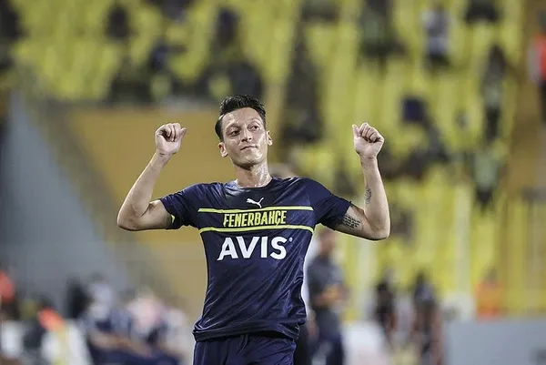 Fenerbahçe'de Mesut Özil yolcu! Yıldız futbolcuya ABD'den talip var - 2