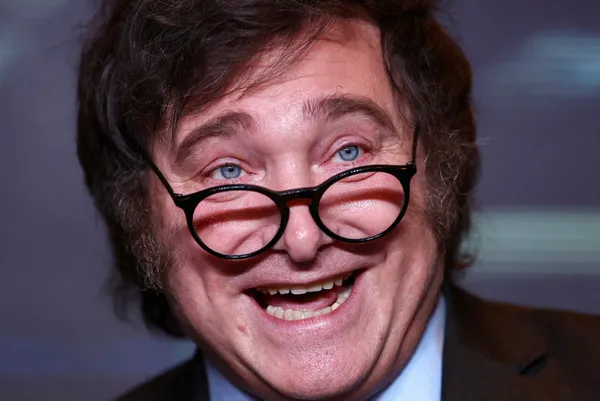 Arjantin’de yeni dönem | Cumhurbaşkanı seçilen Javier Milei’nin vaatleri tartışma konusu oldu: Merkez Bankası’nı kapatacak