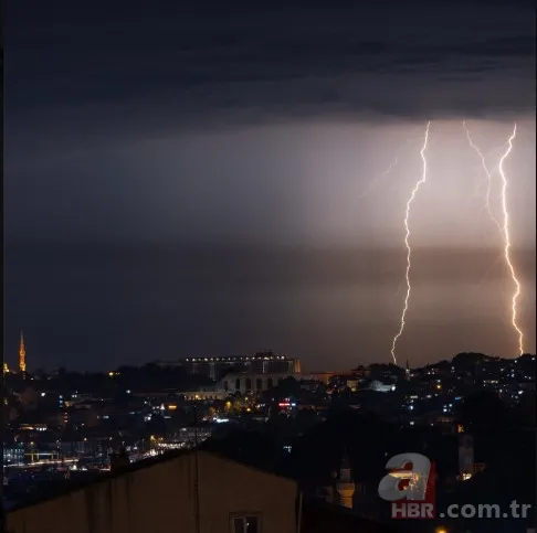 İstanbul’da şimşek ve gök gürültüsü geceyi gündüze çevirdi 4
