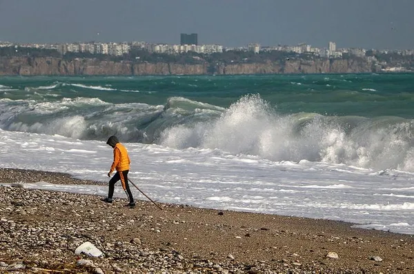 istanbul-ankara-ve-bircok-ile-kar-geliyor-meteoroloji-tarih-verip-uyardi-istanbula-kar-ne-zaman-yagacak-istanbul-ankara-izmir-hava-durumu-1639380511358.jpeg İstanbul, Ankara ve birçok ile kar geliyor! Meteoroloji tarih verip uyardı | İstanbul'a kar ne zaman yağacak? İstanbul, Ankara, İzmir hava durumu - 3
