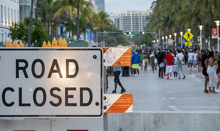 Miami Beach’te OHAL ilan edildi