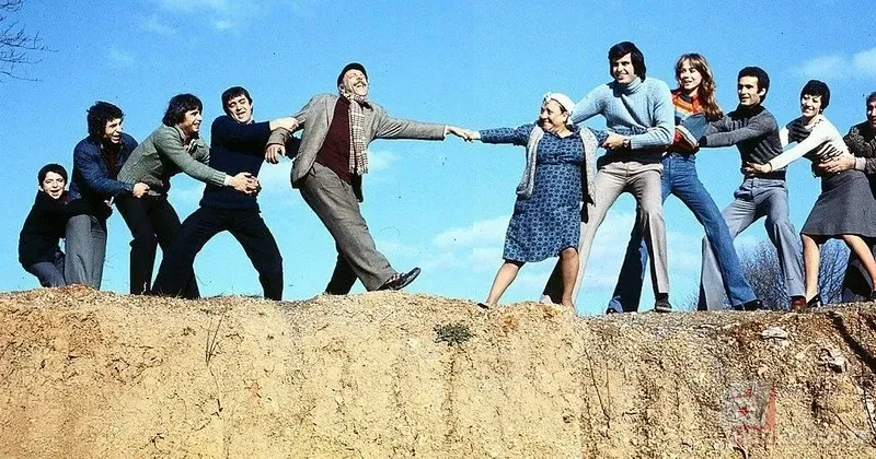 Yeşilçam yıldızının son hali... 70'li yıllara damga vuran Bizim Aile filminin Ferdi'si bakın şimdi ne iş yapıyor! 2