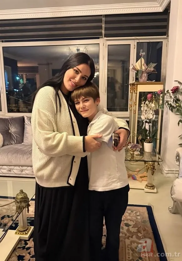 Ferdi Tayfur'un kızı Tuğçe Tayfur duygulandırdı! Doğum gününde babasını unutmadı 7