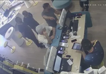 İstanbul'da SİM kart baskını kamerada
