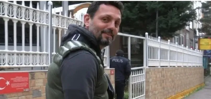 Fenerbahçe Teknik Direktörü Erol Bulut karakoldan çıkarken görüntülendi