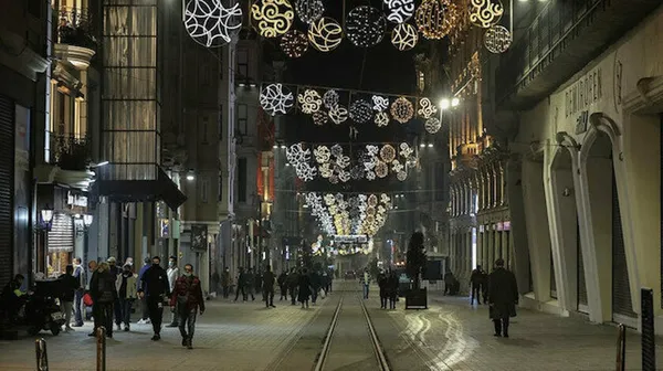 Son dakika: Türkiye genelinde sokağa çıkma kısıtlaması sona erdi