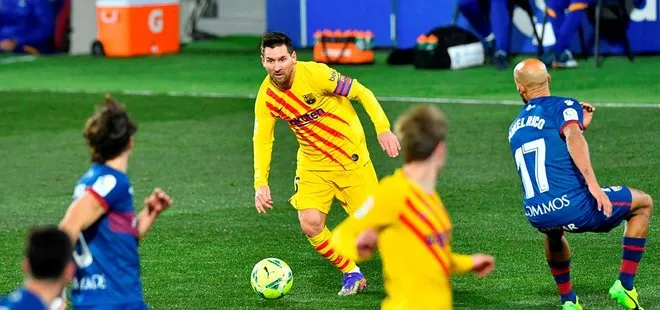 Lionel Messi 500’ü gördü