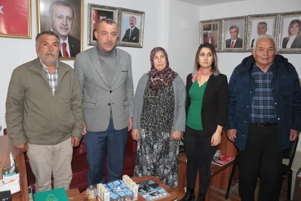 CHP rozetini çıkarıp AK Parti'ye katıldı! Balyalı Esma Kılıçdaroğlu'nun "siyasi şovunu" böyle anlattı - 4