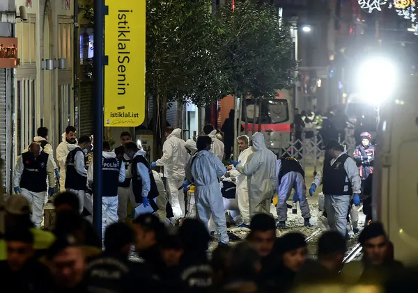 İstanbul Beyoğlu’nda bombalı saldırıda hayatlarını kaybettiler! Öğretmen anne ile öğrenci kızını ölüm ara tatilde buldu