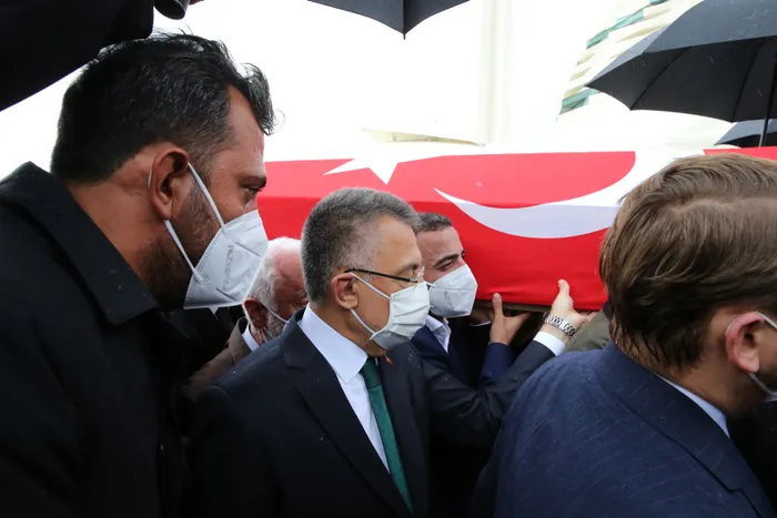 Son dakika: AK Partili İsmet Uçma son yolculuğuna uğurlandı! Cenaze törenine Başkan Erdoğan da katıldı - 6