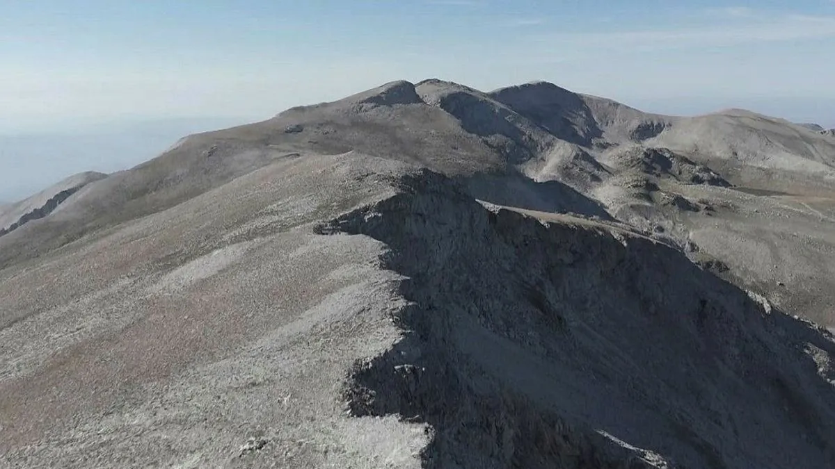 Uludağ'ın zirvesi çöküyor! Yıllar içinde zirve noktası düşecek