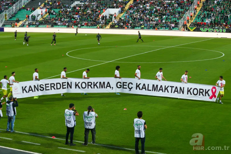 Fenerbahçe'den "Kahraman Mehmetçiklere" destek! 1