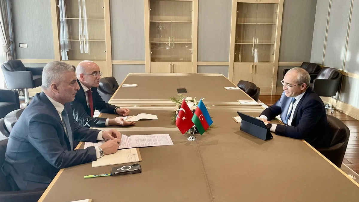Bakan Mehmet Şimşek ve Ömer Bolat Azerbaycanlı bakan Cabbarov ile görüştü