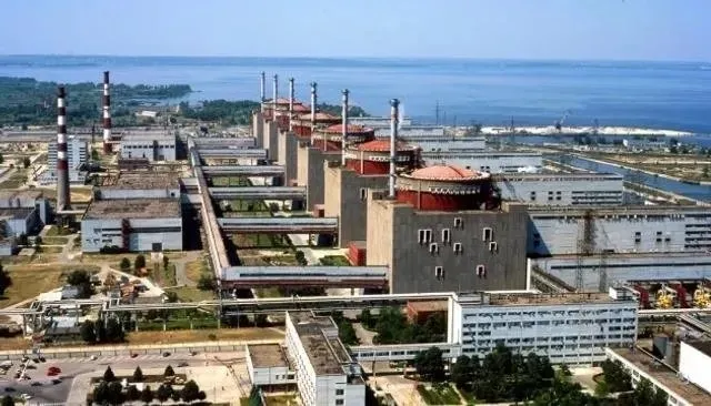 1723410442365.jpeg Zaporijya Nükleer Güç Santrali'nde dumanlar yükseldi! Rusya ve Ukrayna birbirini suçladı - 2