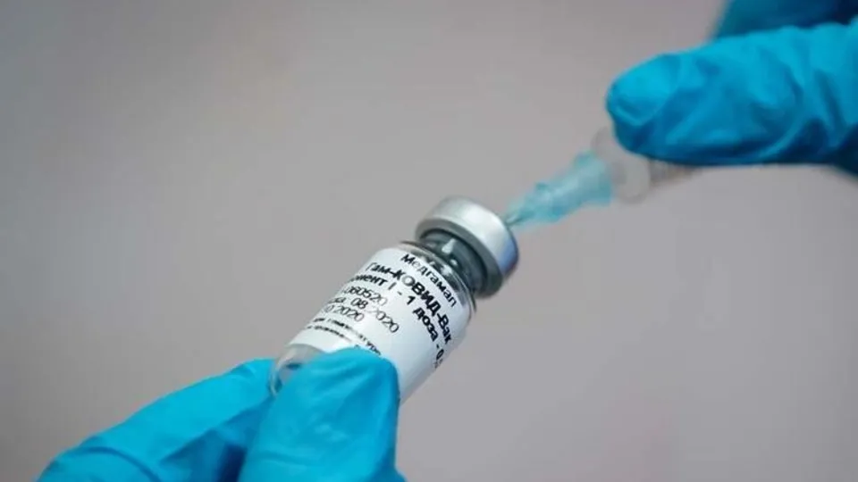 Koronavirüs aşısı son durum | Pfizer'in aşısında sürpriz gelişme! İlk engel çıktı