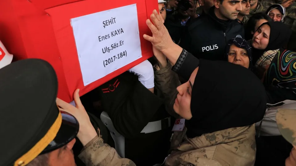 İdlib şehidi sözleşmeli er Enes Kaya son yolculuğuna uğurlandı