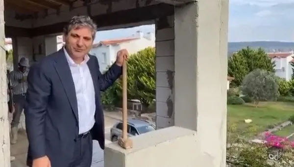 skandallarin-adami-aykut-erdogdu-rezalete-tepkiler-cig-gibi-secmene-saygilari-varsa-istifalari-istenmeli-1656393341601.jpg Skandalların adamı Aykut Erdoğdu! Rezalete tepkiler çığ gibi: Seçmene saygıları varsa istifaları istenmeli - 5