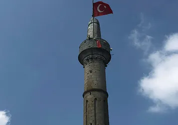 Yalova'da tarihi cami ibadete açıldı