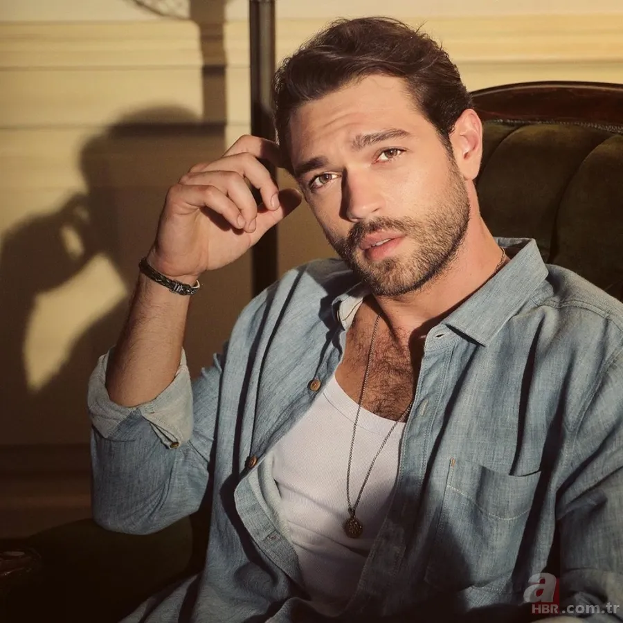Kara Tahta’nın Atlas’ı Furkan Andıç’ın eski sevgilisi şoke etti! Meğer bir zamanlar rol arkadaşıyla birlikteymiş… 2