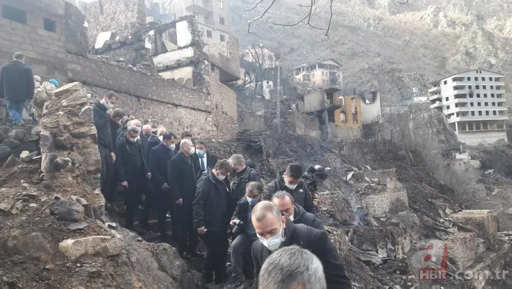 İçişleri Bakanı Süleyman Soylu ve Çevre ve Şehircilik Bakanı Murat Kurum Artvin’deki yangın bölgesine gitti