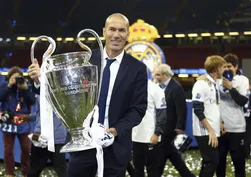 Beşiktaş'tan Zidane hamlesi! Fransız efsaneye proje sunuldu