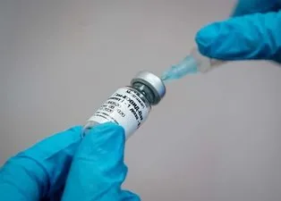 Koronavirüs aşısı son durum | Pfizer'in aşısında sürpriz gelişme! İlk engel çıktı