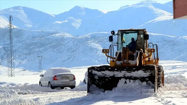 ulastirma-bakanligi-duyurdu-cok-sayida-yol-yogun-kar-yagisi-nedeniyle-trafige-kapatildi-1642604428631.jpg Ulaştırma Bakanlığı duyurdu! Çok sayıda yol yoğun kar yağışı nedeniyle trafiğe kapatıldı - 2