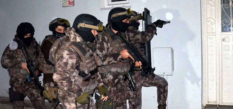 Son dakika: İzmir merkezli 4 ilde FETÖ operasyonu: 33 gözaltı