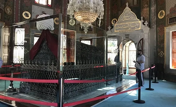Fatih Sultan Mehmet Türbesi nerede, nasıl gidilir? Fatih Sultan Mehmet Türbesi hangi ilçede? - 5