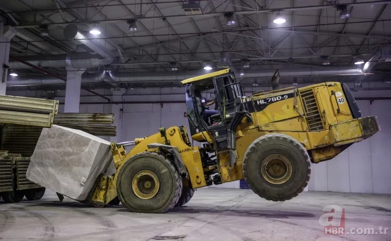 Bursa'da fuarda sergilenecek mermerler yaklaşık bin 300 TIR'la taşındı 14