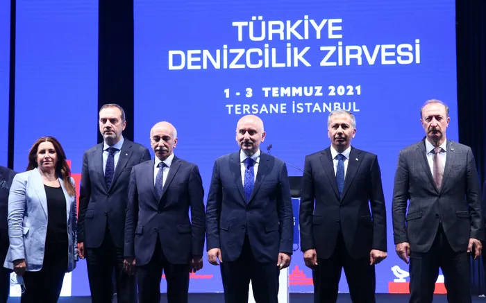 Ulaştırma ve Altyapı Bakanı Adil Karaismailoğlu’ndan Kanal İstanbul açıklaması: Yeni bir çağın kapısını aralıyoruz